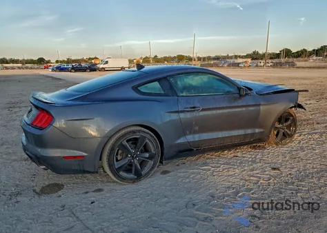 2021 Ford Mustang z USA, uszkodzony, nr VIN 1FA6P8TH2M5128244